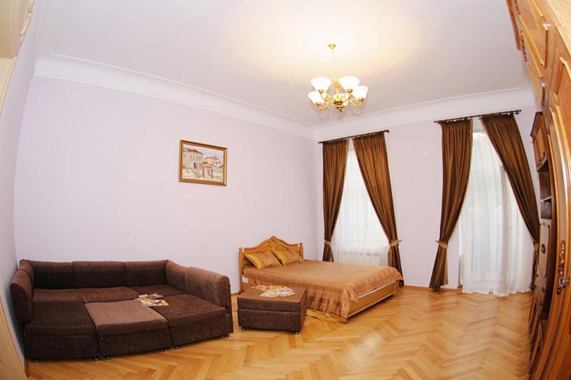 Luxury Apartment Near Rynok Square Liov Exterior foto